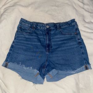 American Eagle Mom shorts